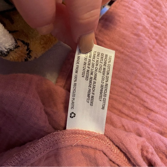 Universal Thread Pink Textured Blouse - Picture 6 of 6